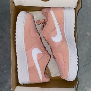 Women’s Nike Air Force 1 Coral Stardust